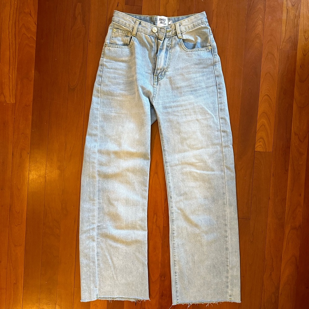 Super cute princess Polly jeans.